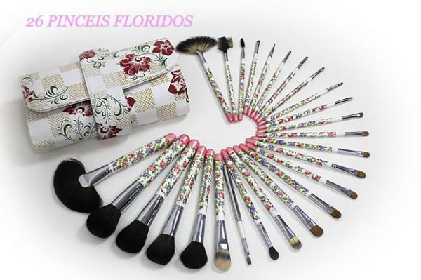 26 pinceis floridos